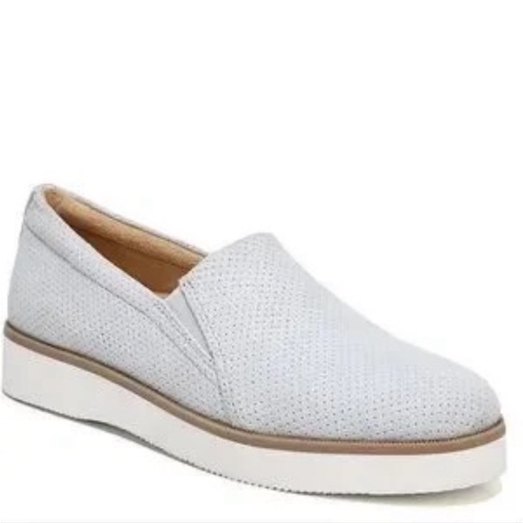 Naturalizer Zophie 2 Slip On Sneaker Size 8 - Picture 1 of 8